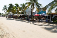 Rue en sable - Puerto Villamil - Isabela - Galápagos